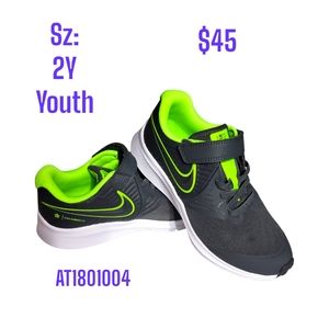 Nike Star Runner 2 Play Sz 2y Black & Green Sneaker / Shoe / Child / Youth NWT
